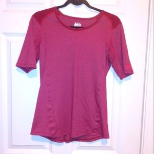 REI Athletic Outdoor Tee Shirt M